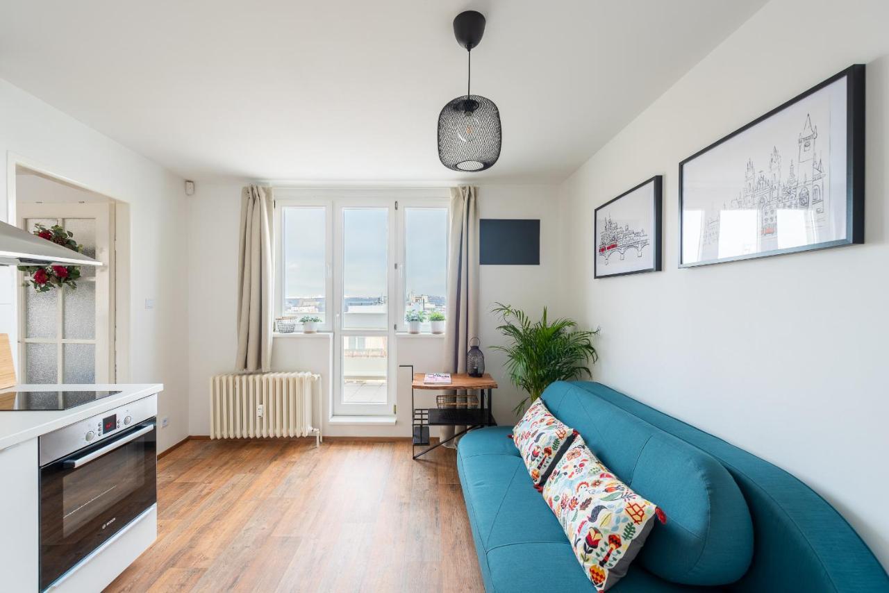 פראג Bright Charming Apt With Terrace, Parking & Airco. מראה חיצוני תמונה